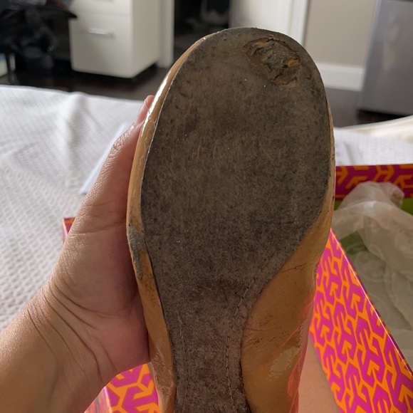 Tory Burch flats size 7M - Picture 4 of 6